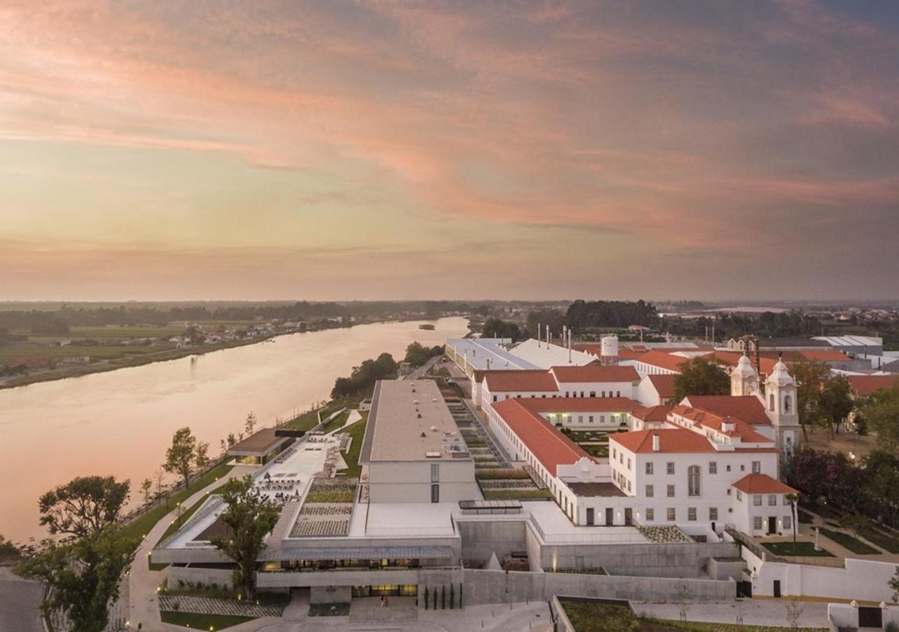 Montebelo Vista Alegre Ilhavo Hotel Екстер'єр фото Aerial view of the complex